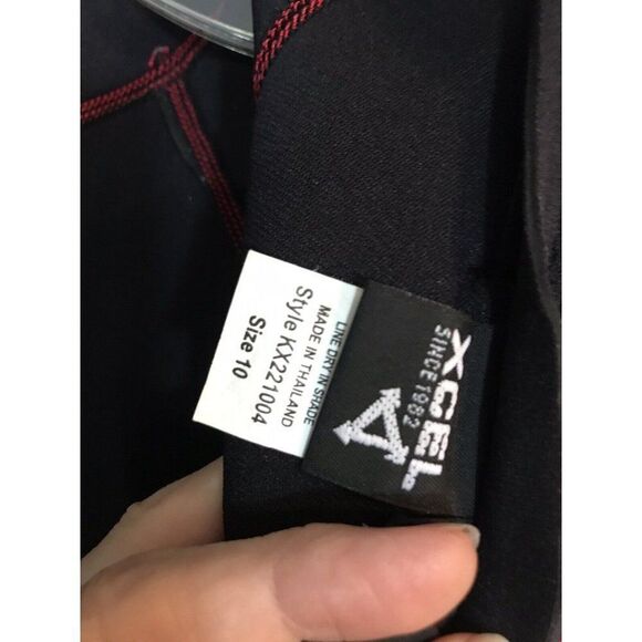 XCEL Kids Swim Rashguard - Black and Red - Picture 7 of 7